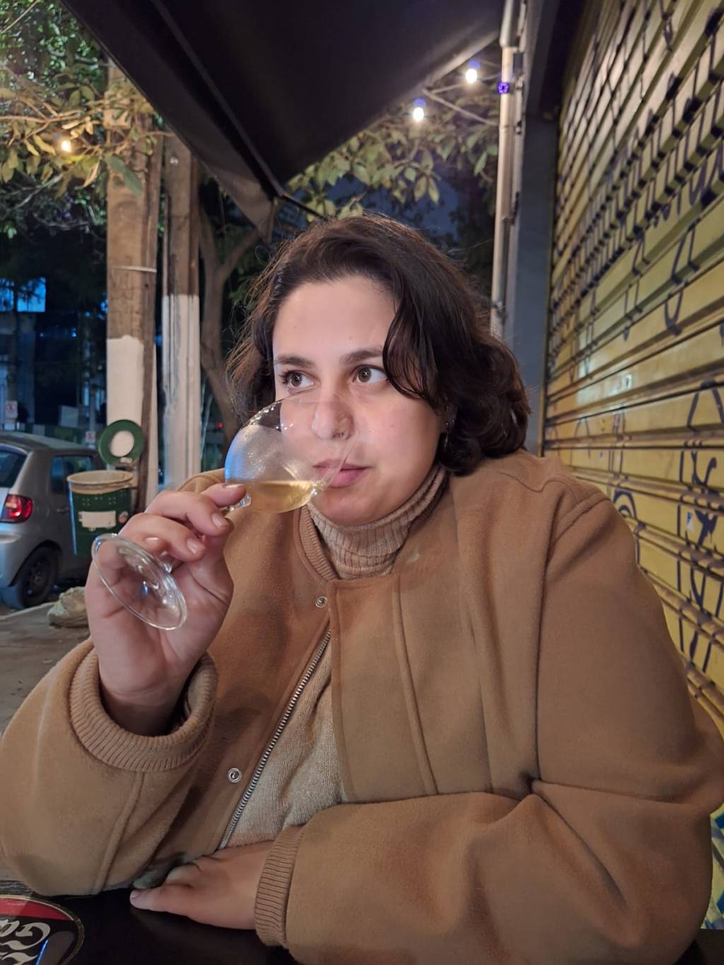 Domo_Amanda Beserra-sommeliere Onde sommeliers compram vinho em SP