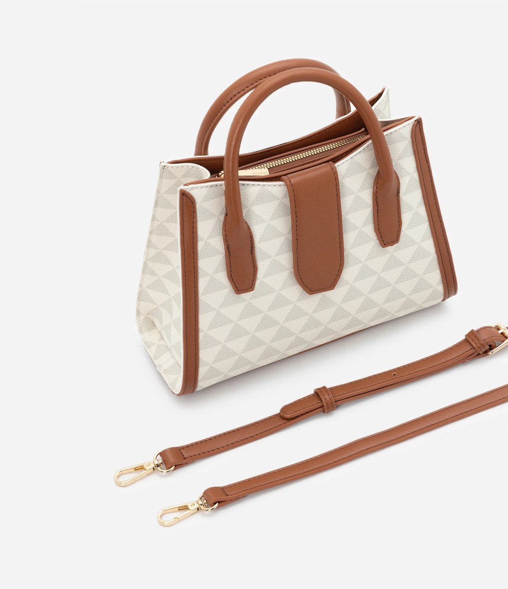 Bolsa off-white branca com detalhes marrons