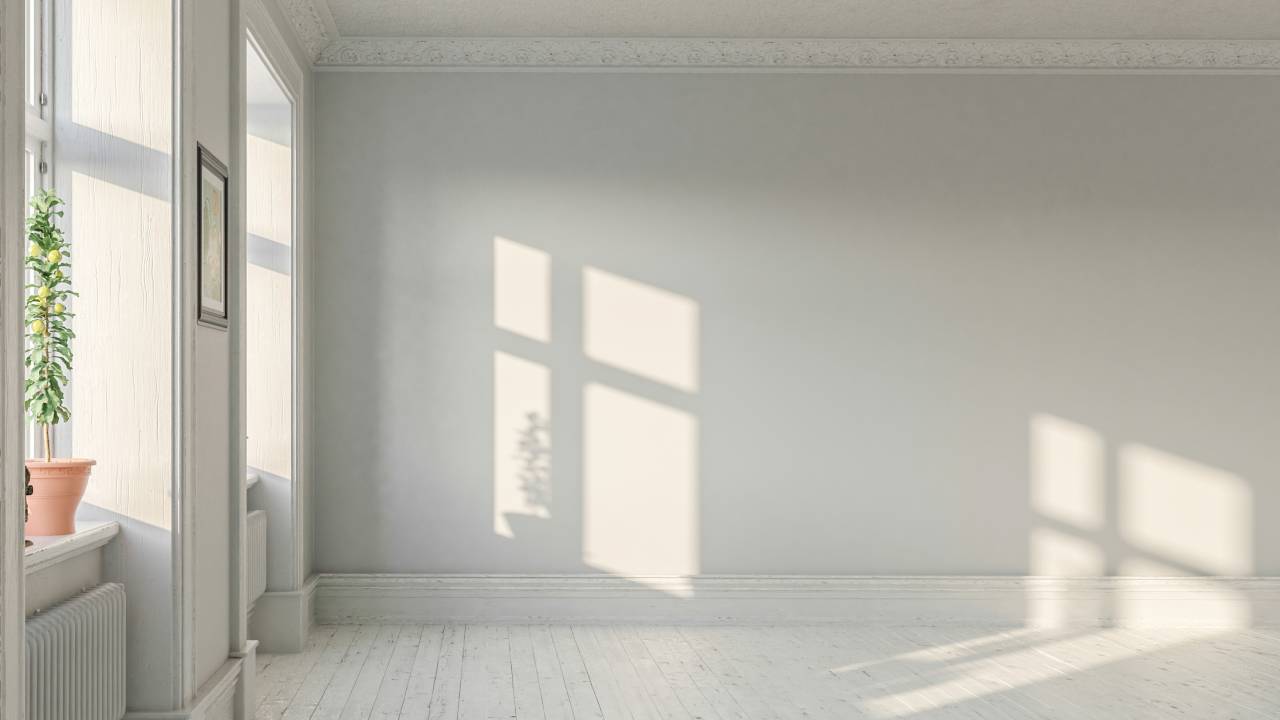 Dê adeus às paredes brancas sem personalidade em casa; veja inspirações para decorar