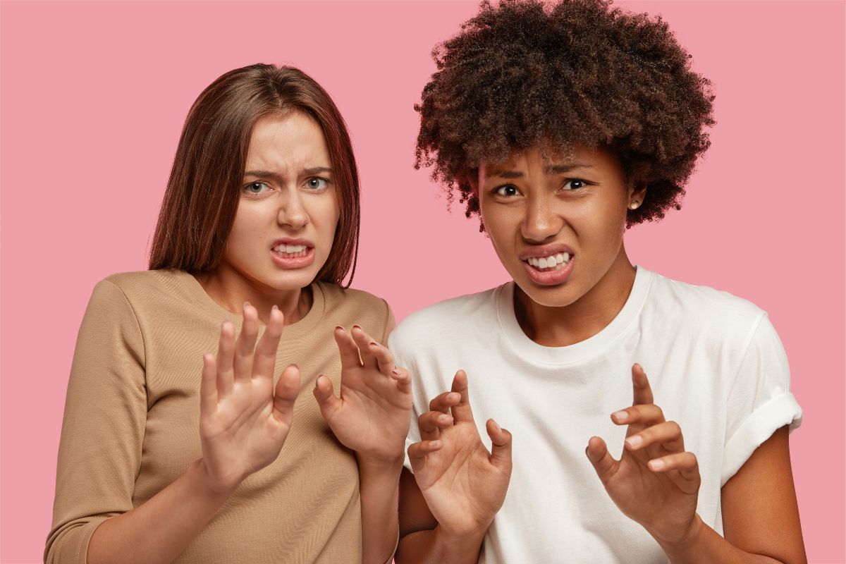 O que significa quando alguém fica quieto para evitar conflitos?
