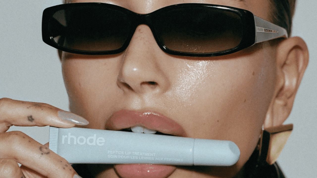 Hailey Rhode Bieber é uma modelo, influenciadora e empresária norte-americana.