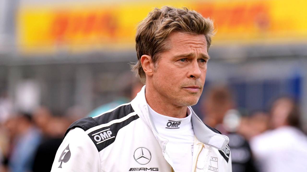 Brad Pitt interpreta o veterano piloto Sonny Hayes em F1: O Filme