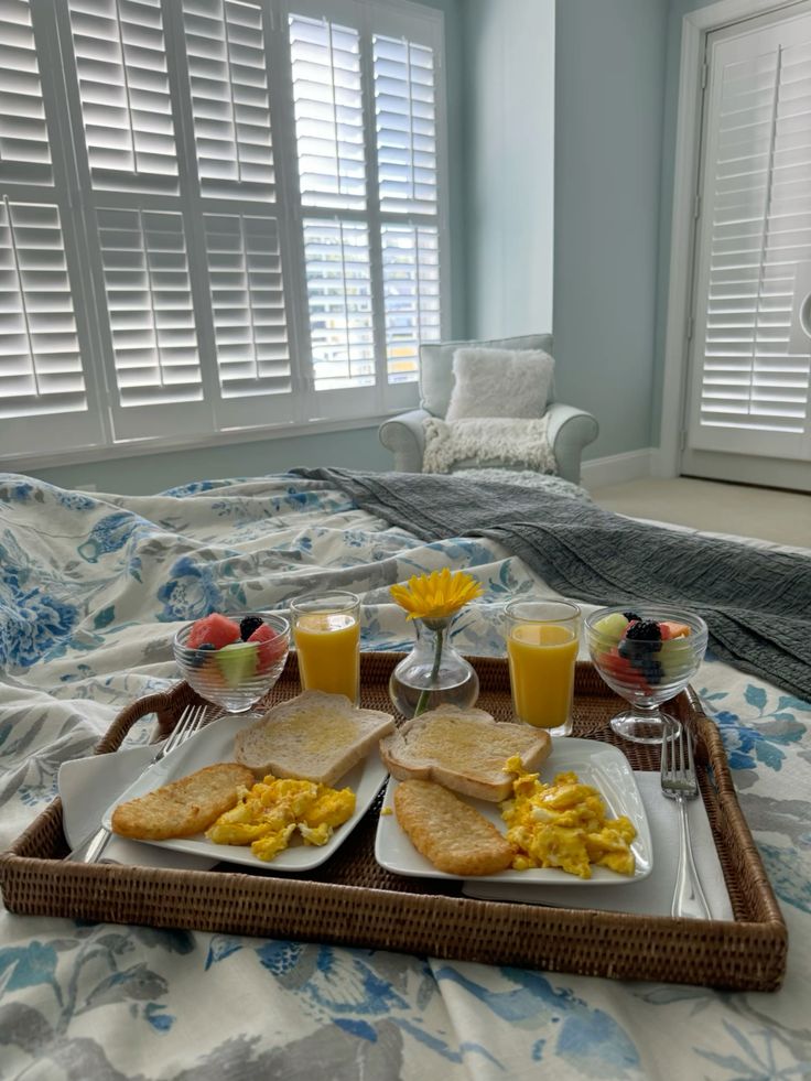 cafe-na-cama Surpresas como café da manhã na cama são especiais para o Dia dos Namorados