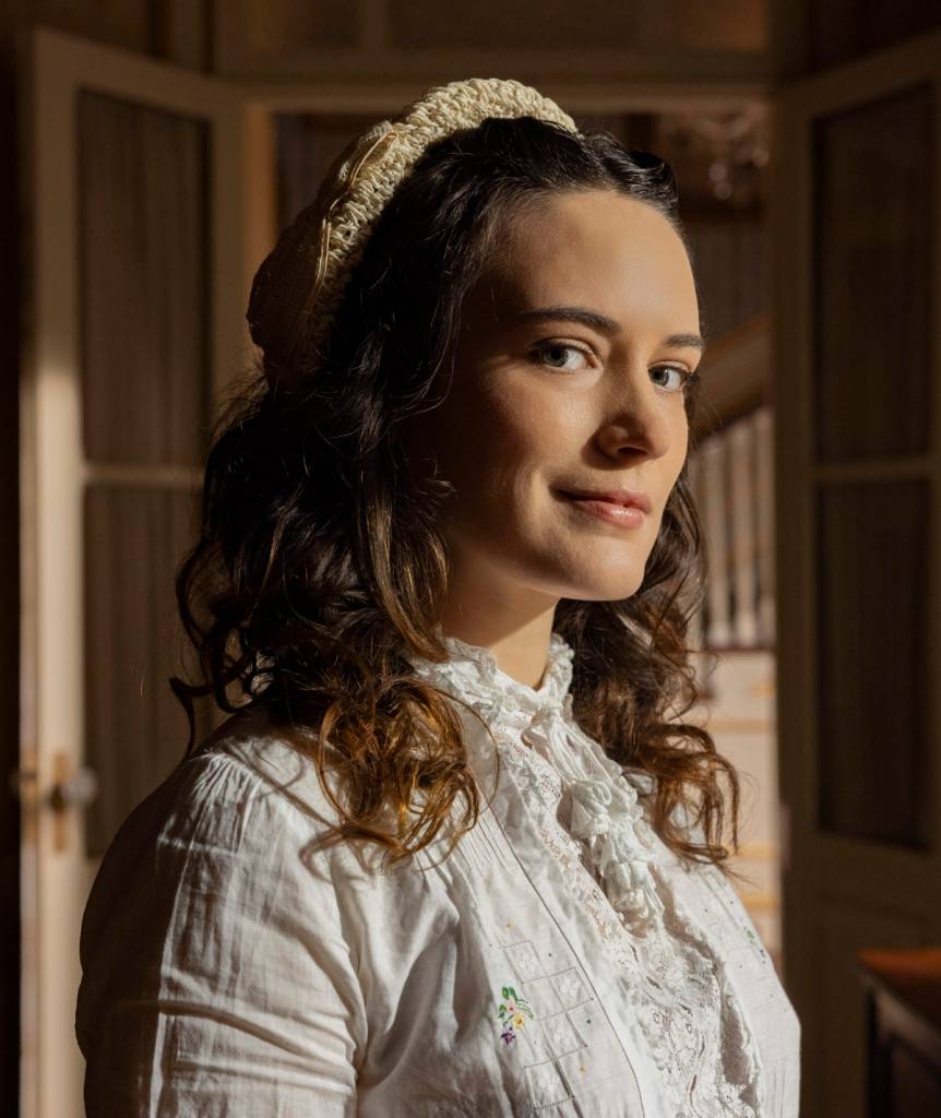 Maria (Bianca Bin), de 