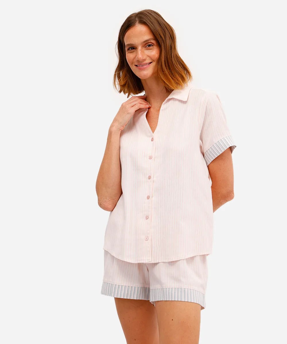 Pijama curto com listras