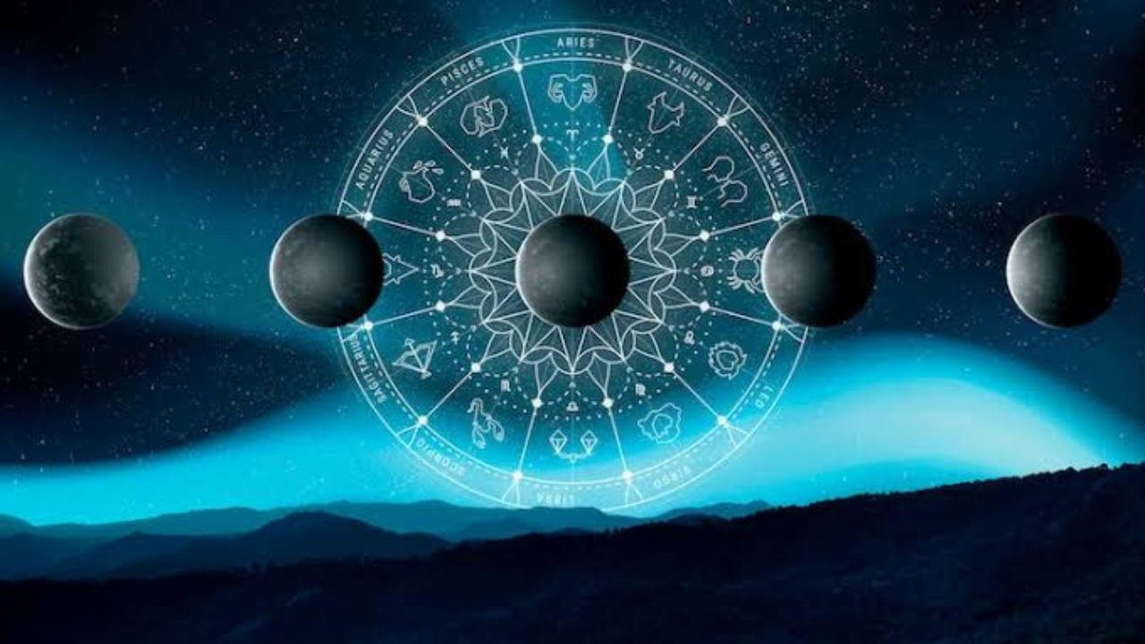 Imagem de céu estrelado e mapa astral representando o solstício de inverno