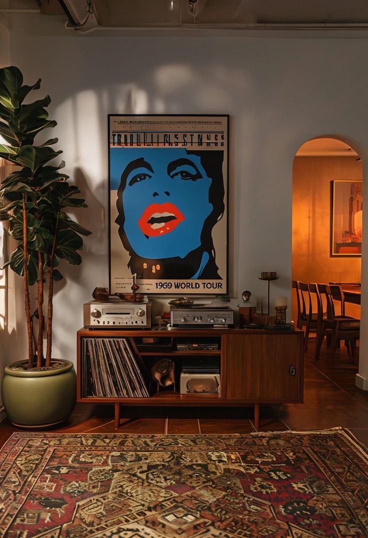 vinil-em-casa-como-fazer Acrescentar itens pessoais à decoração pode ser uma estratégia para montar um cantinho do vinil gastando pouco.