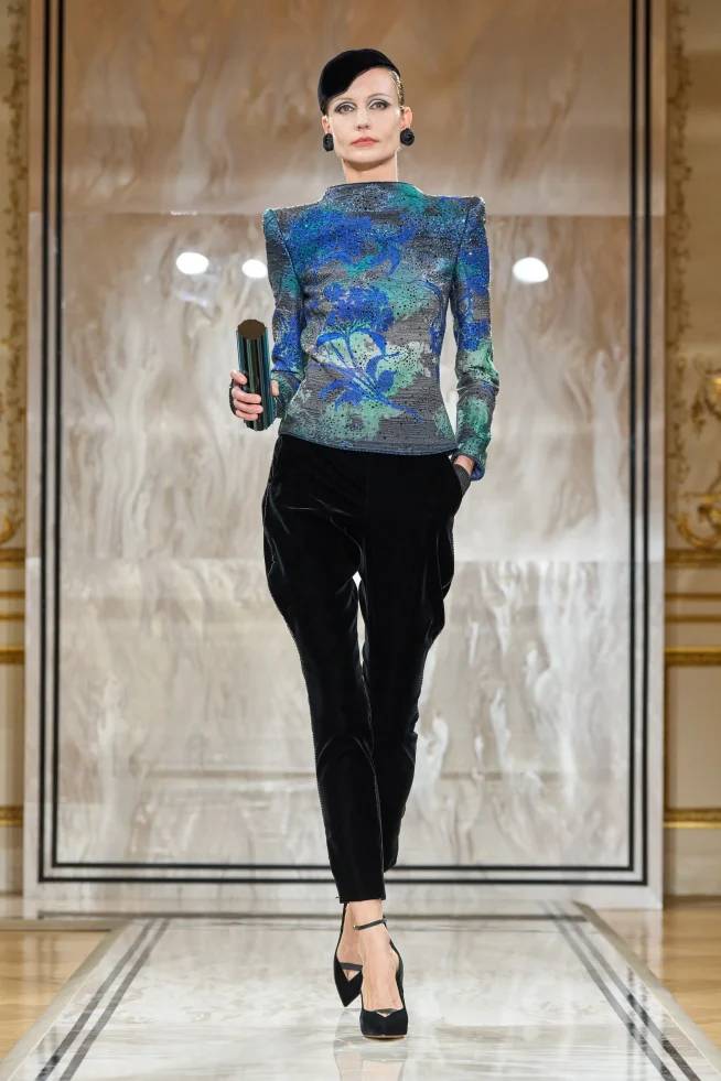 Desfile Armani Privé na semana de moda de alta costura