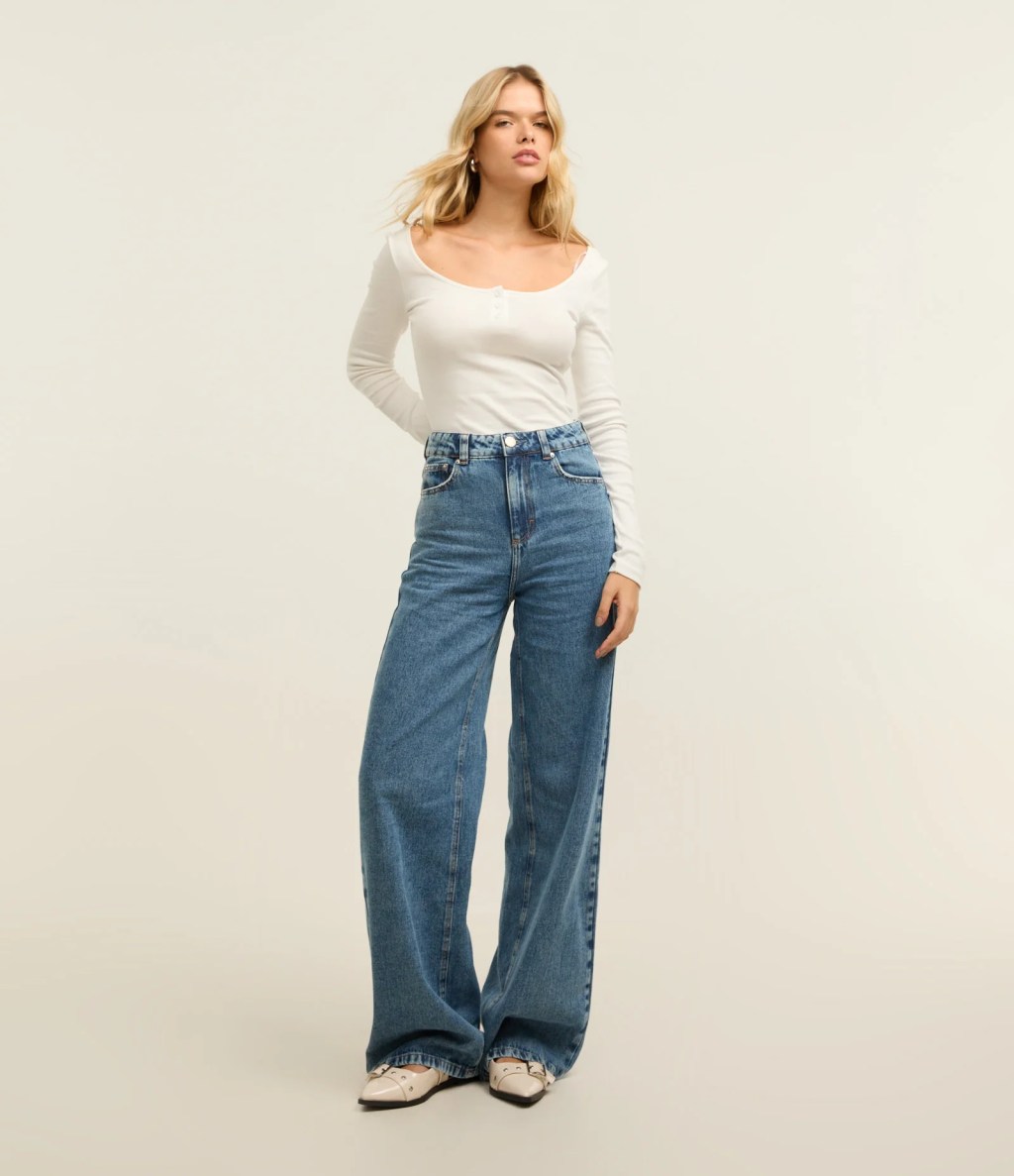 Calça wide leg jeans