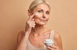 Skincare que estimula o colágeno: 8 escolhas que realmente entregam