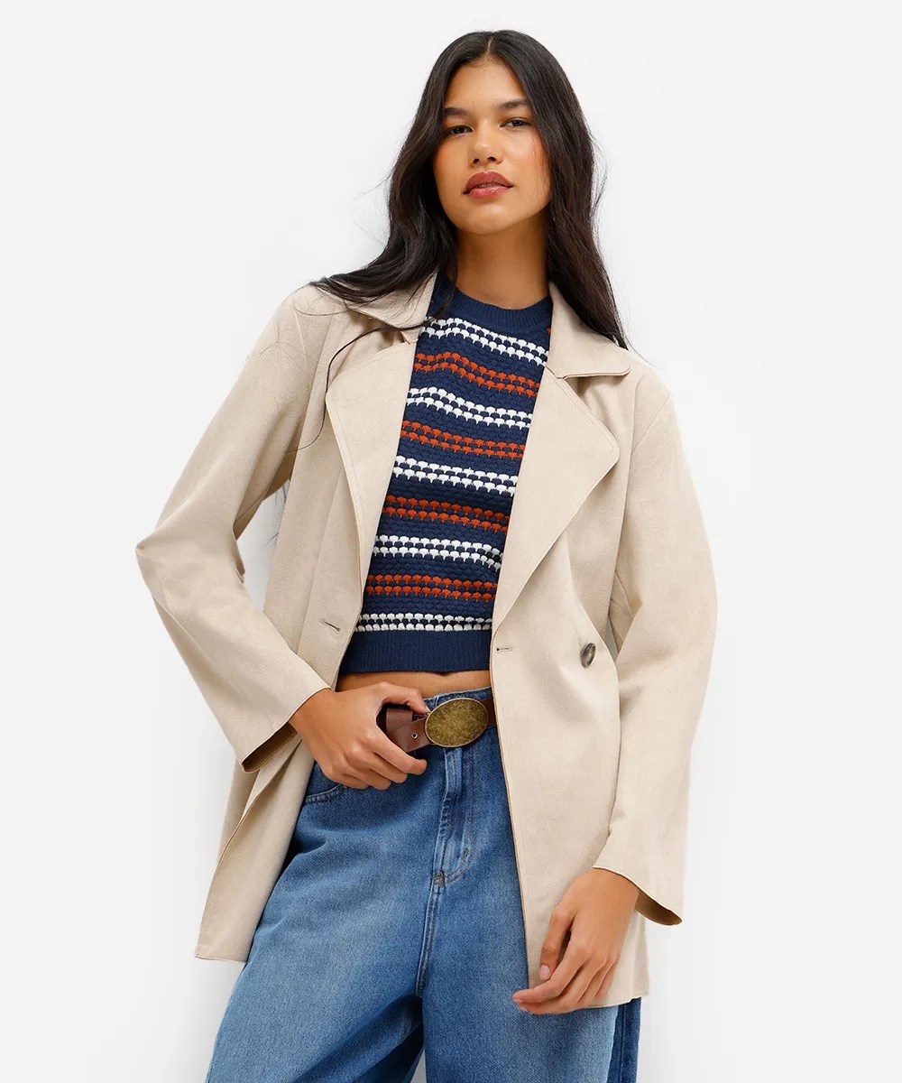 Foto de um trench coat bege