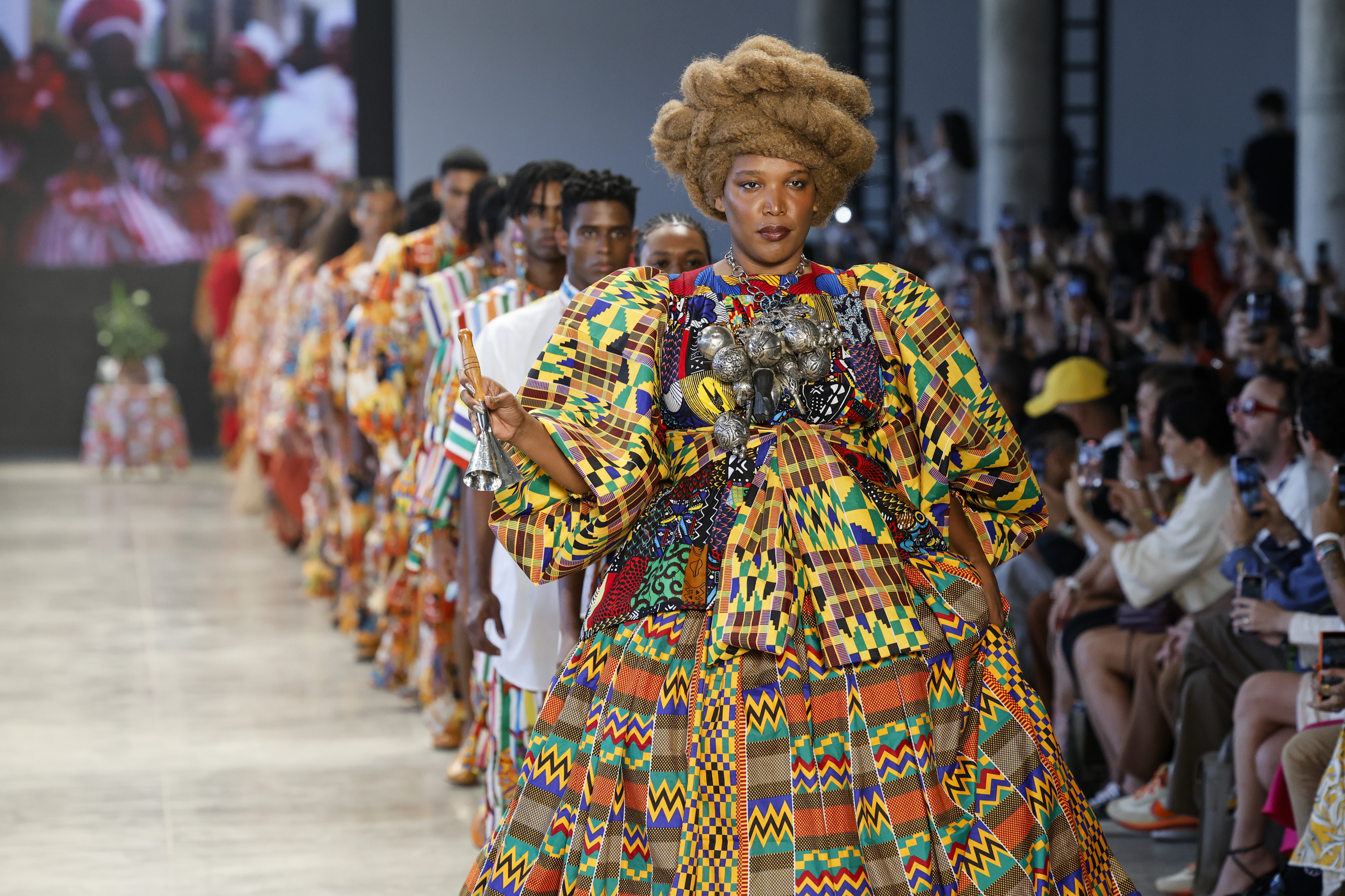 Desfile Meninos Rei na SPFW N60