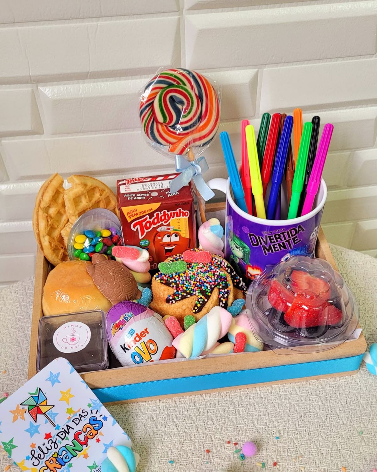 Imagem de cesta de doces para o dia das crianças.