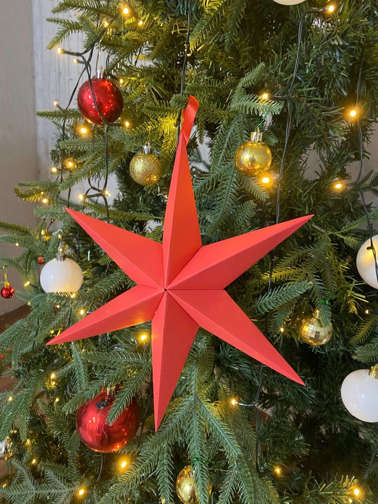 Imagem de estrela de Natal para colocar no topo da &aacute;rvore.