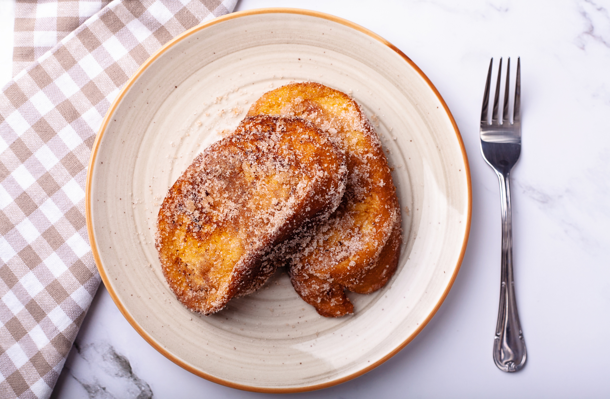 Rabanada de Natal fácil: 5 versões deliciosas — frita, assada, airfryer e até vegana!