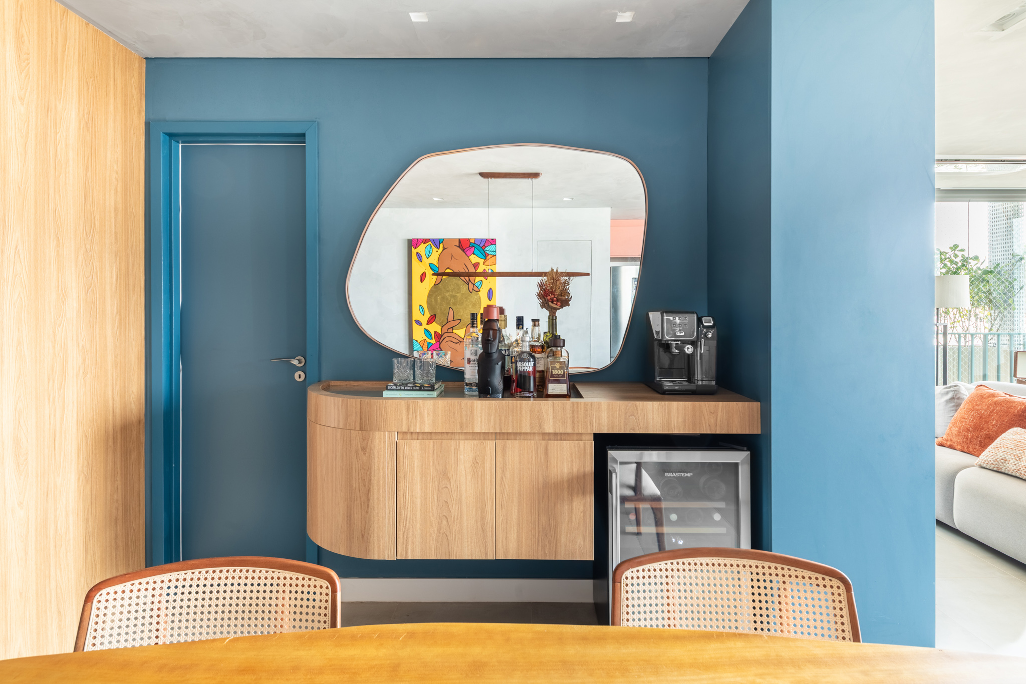 Projetos de decora&ccedil;&atilde;o com portas coloridas