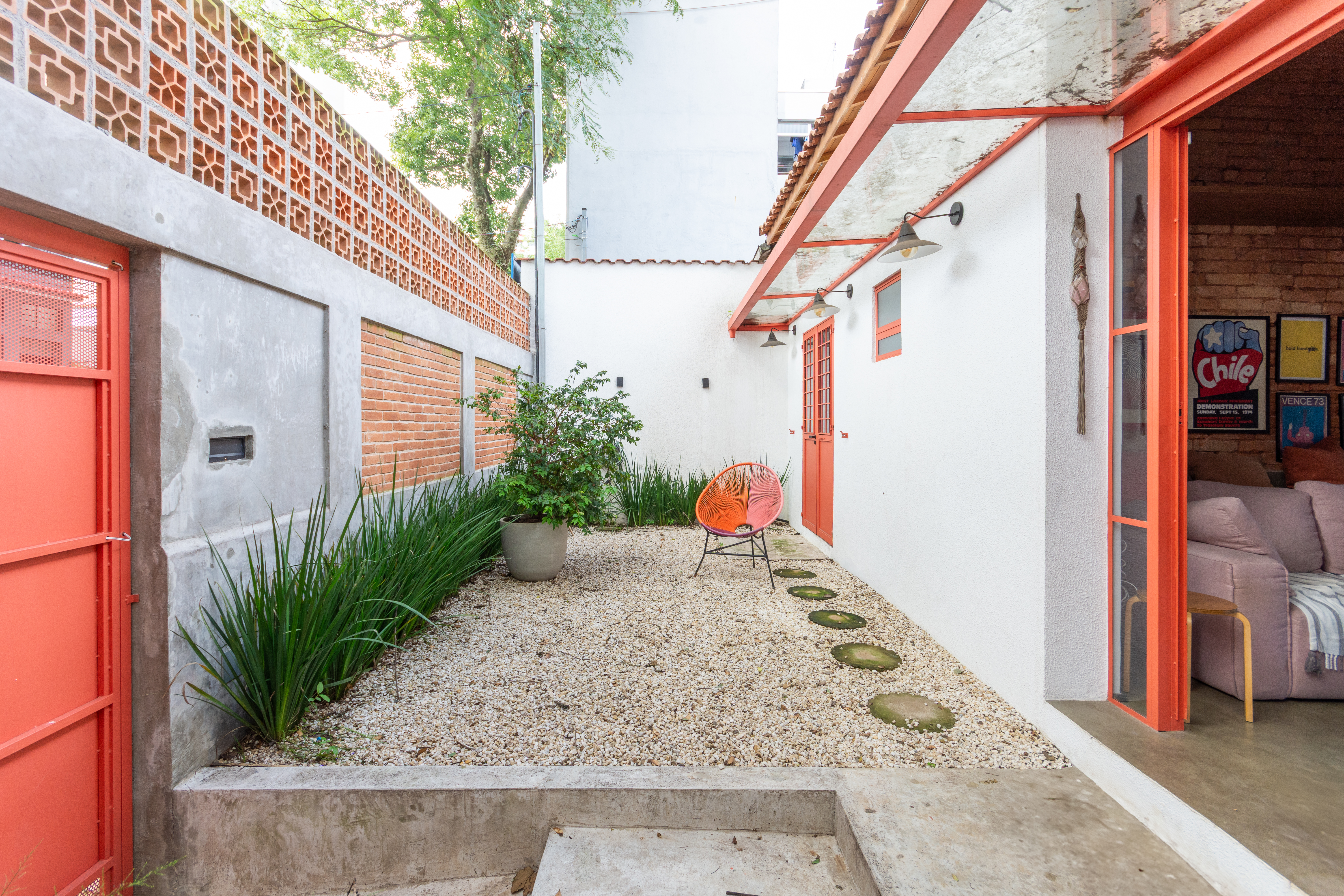 Projetos de decora&ccedil;&atilde;o com portas coloridas