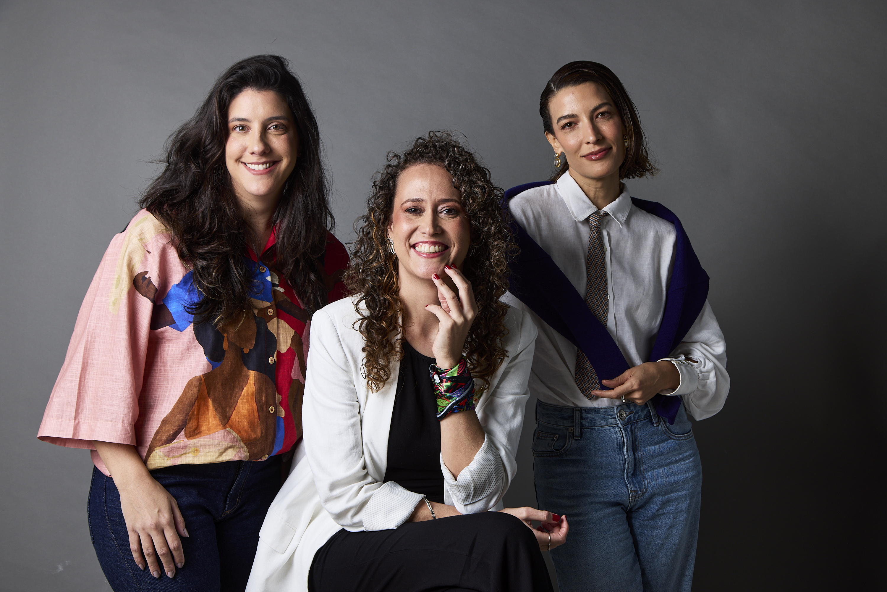 Imagens das comunicadoras Silvia Heinz, Kelly Stein e Carol Vasconcellos na Casa Cl&atilde; 2026
