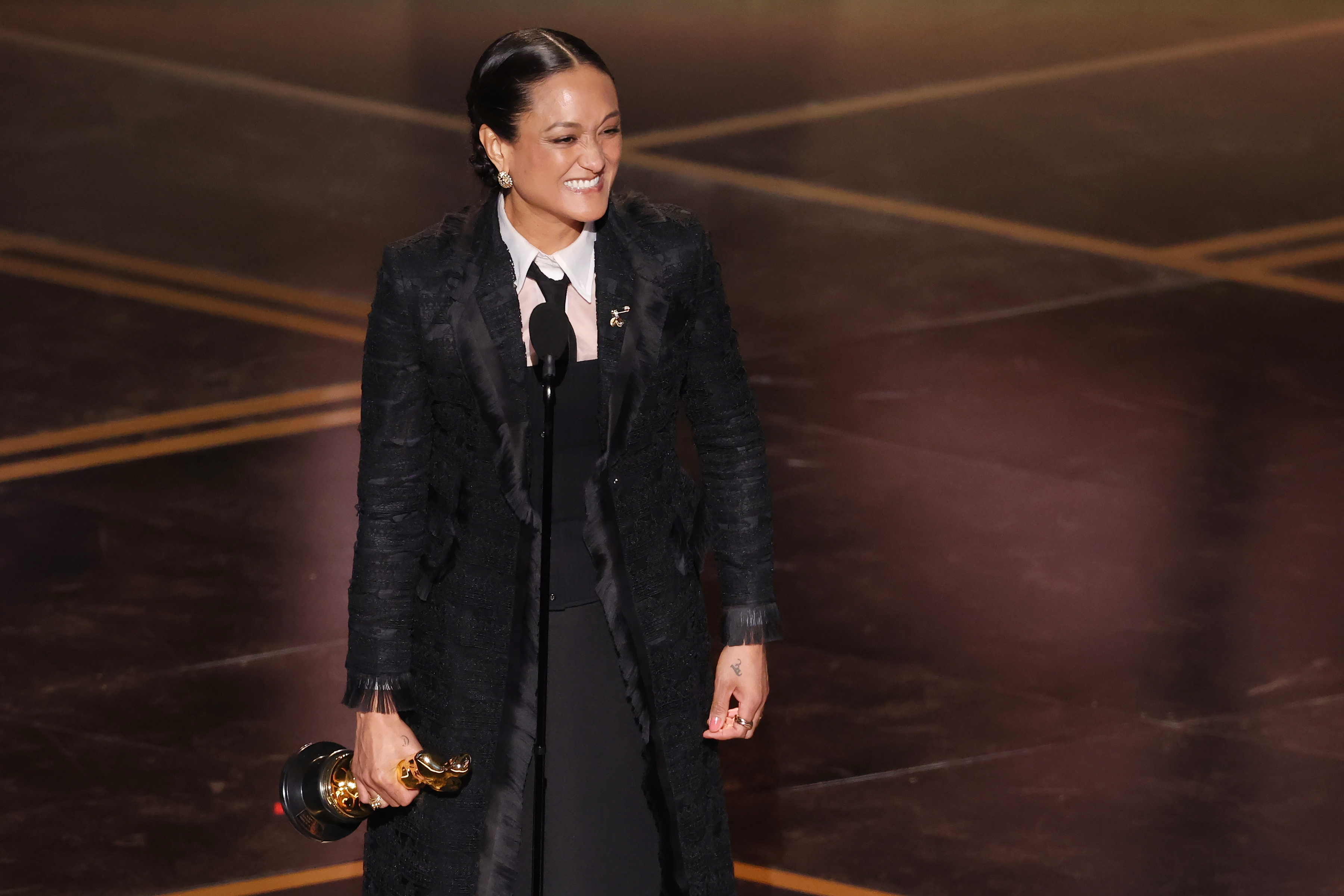 Primeira mulher a vencer fotografia no Oscar é negra