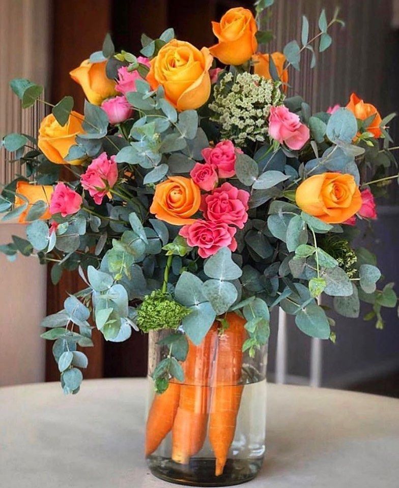 Ideias de arranjos de flores para a P&aacute;scoa