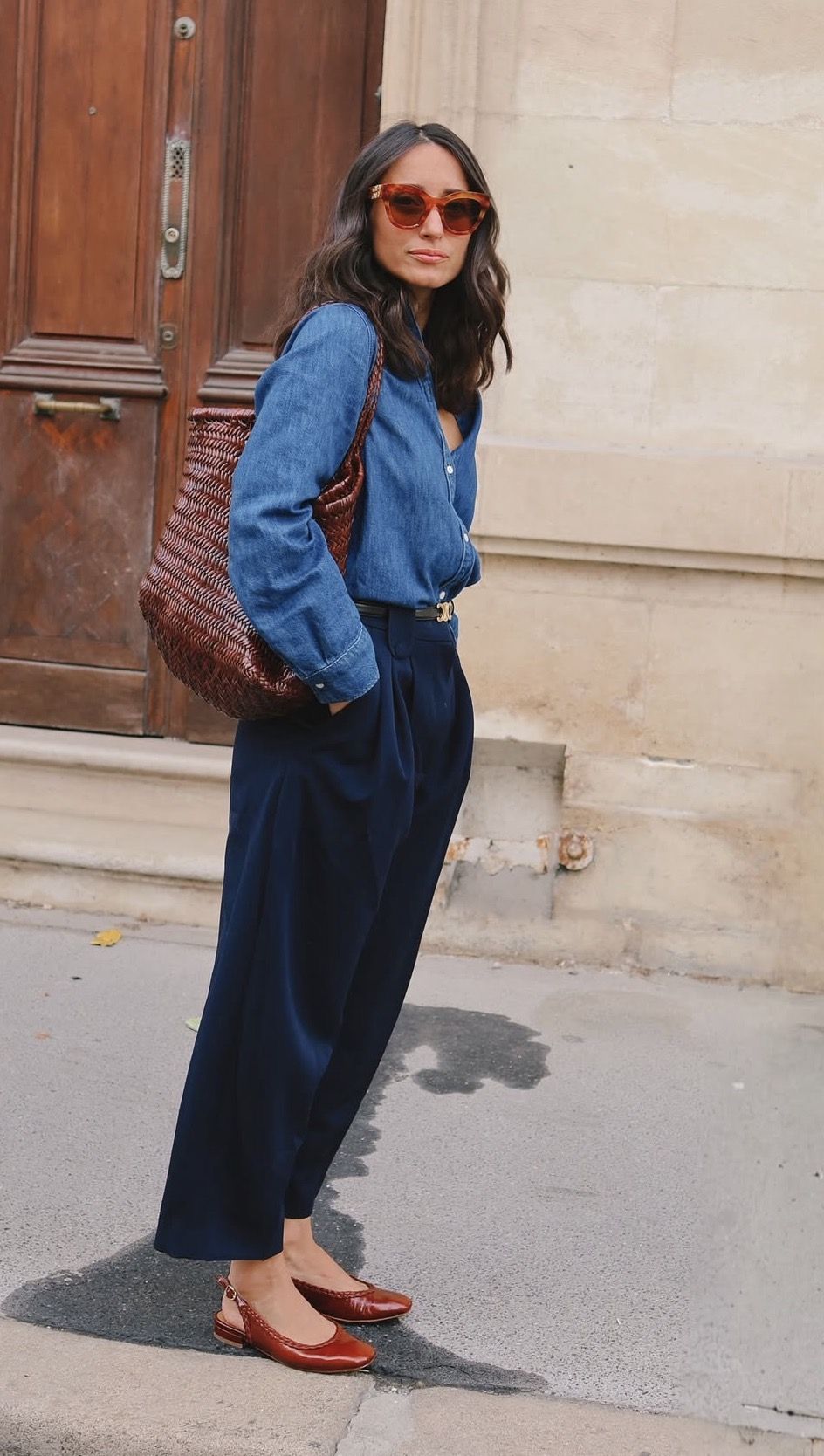 O azul no jeans deixa o look casual para o dia a dia