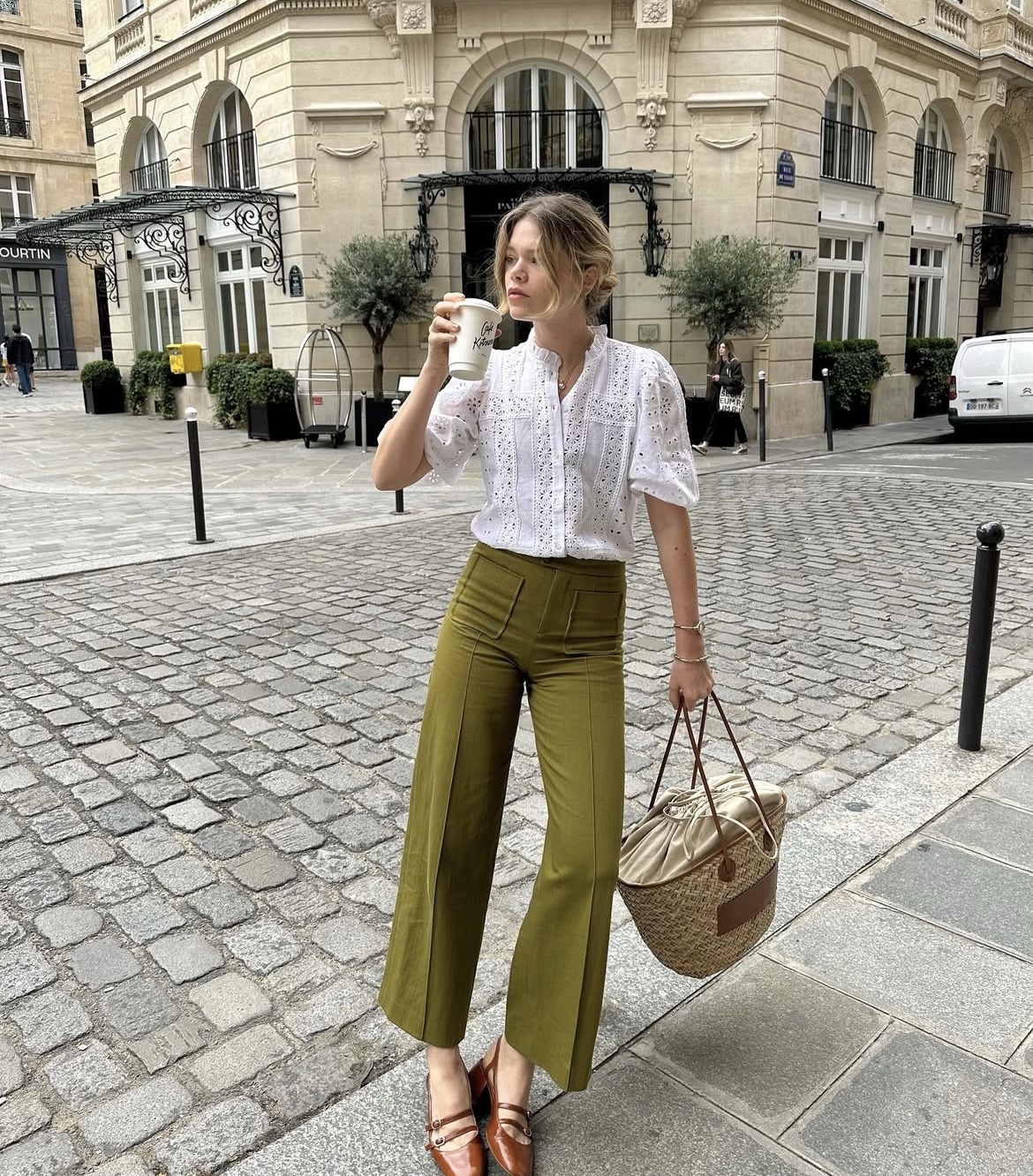 Inspira&ccedil;&otilde;es de looks com verde-oliva