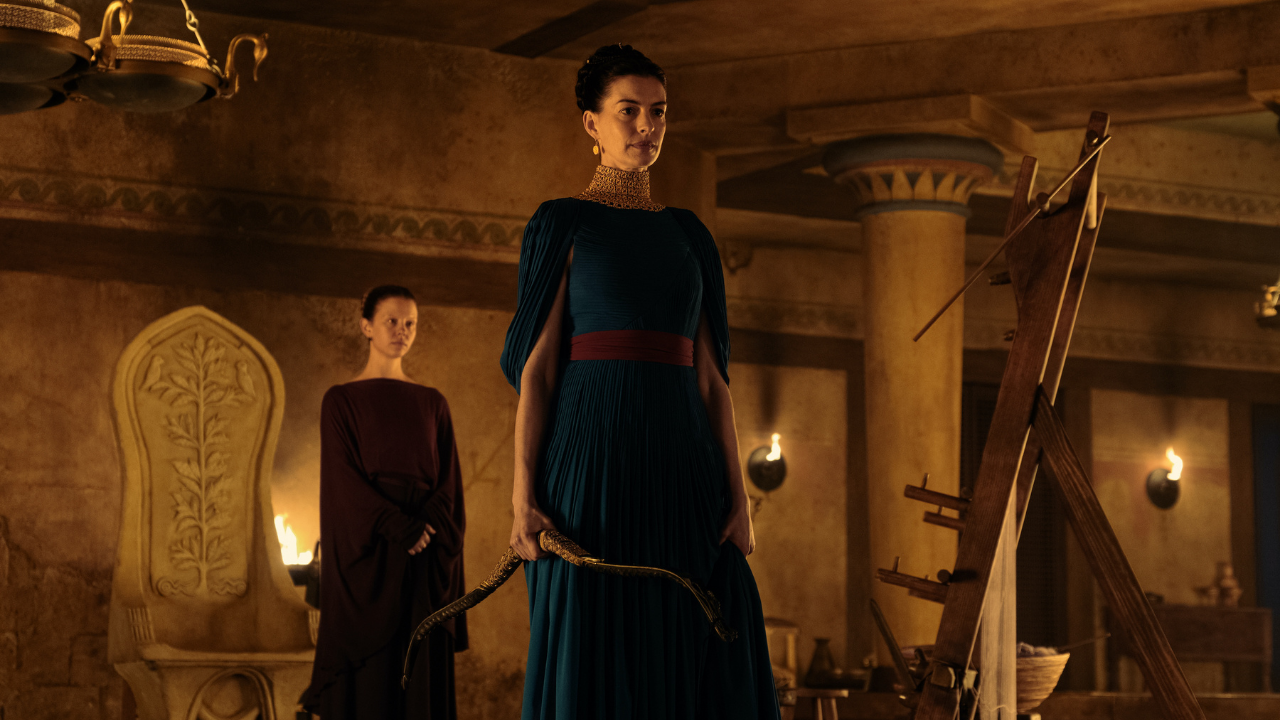 A Odisseia: o erro de Nolan com Anne Hathaway no filme do momento