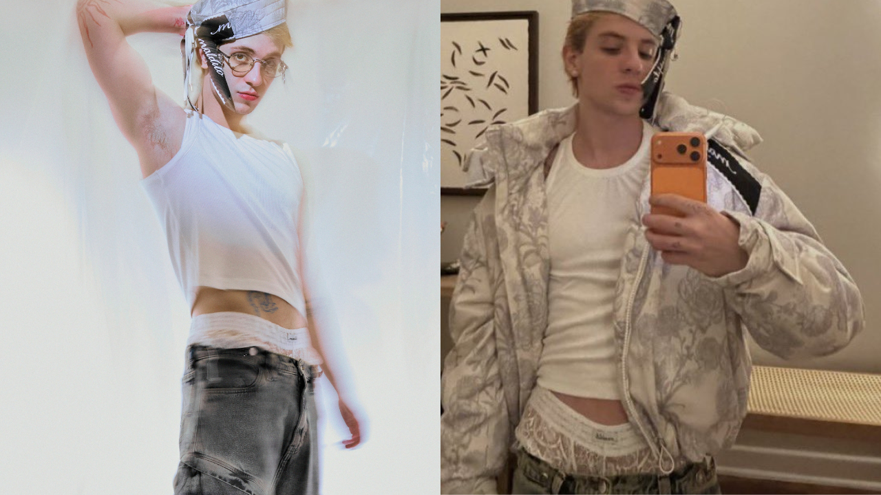 Duas fotos lado a lado de um jovem loiro de óculos, com bandana e regata branca. Na esquerda, ele posa com um braço atrás da cabeça, exibindo uma tatuagem na cintura. Na direita, ele tira uma selfie no espelho, usando uma jaqueta estampada e segurando um celular laranja