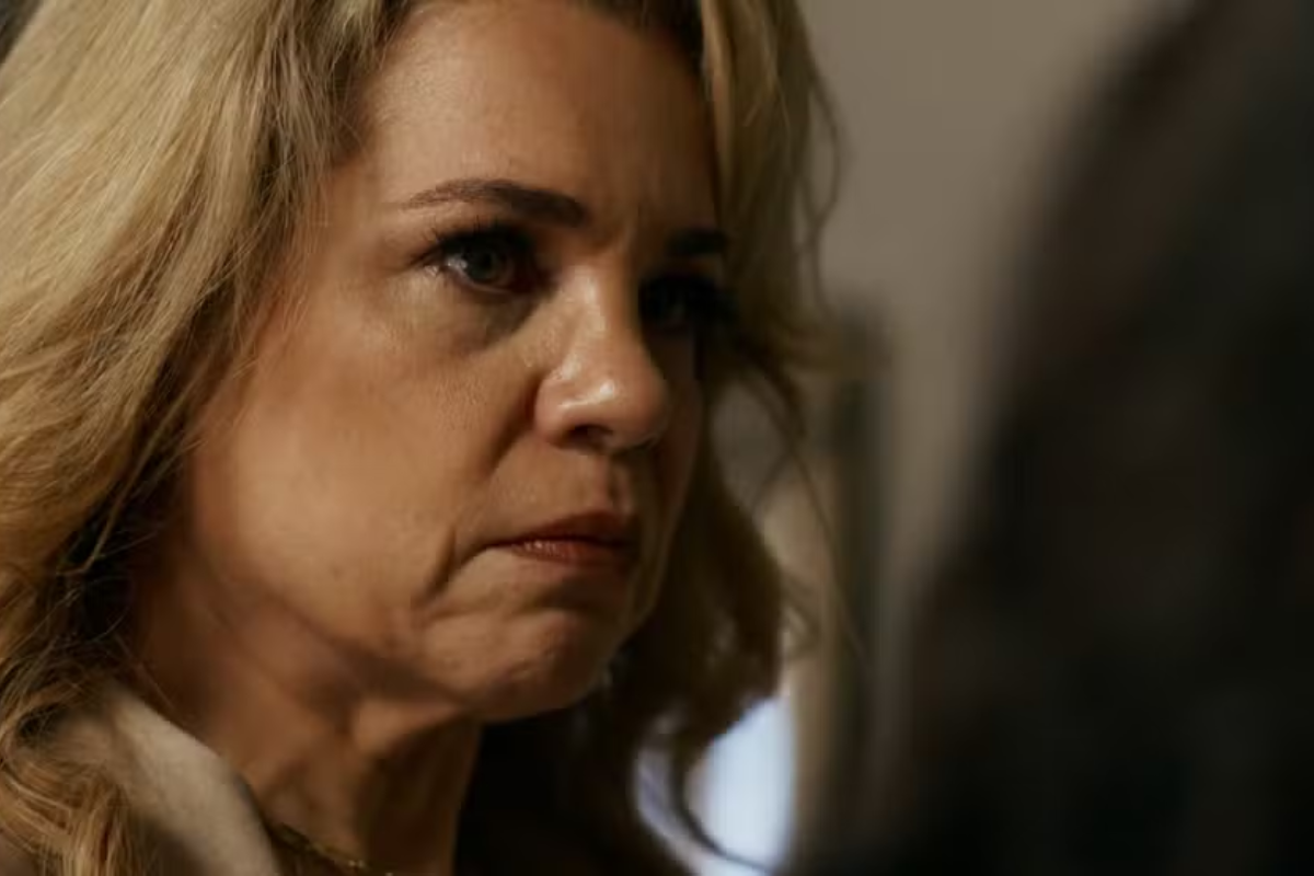 ‘Quem Ama Cuida’ (05/10): reviravolta deixa Pedro sem reação com aparição surpresa